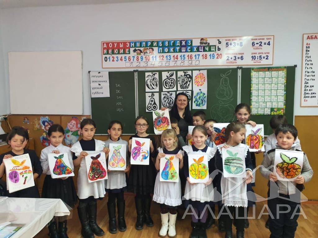 200 детей из 6 школ посетили занятия по арт-терапии