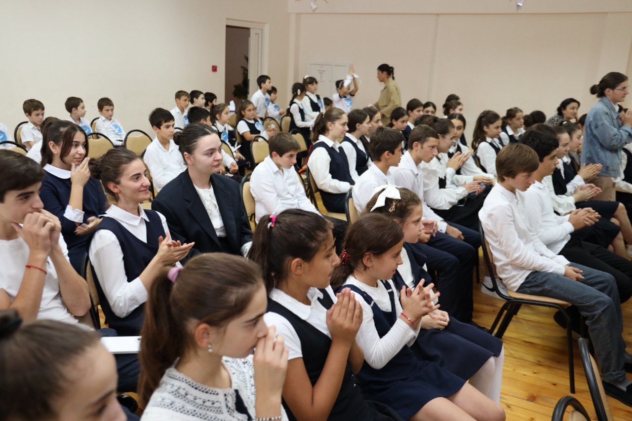 Школьники Гудауты приняли участие в проекте «Фестиваль абазинского языка и литературы»