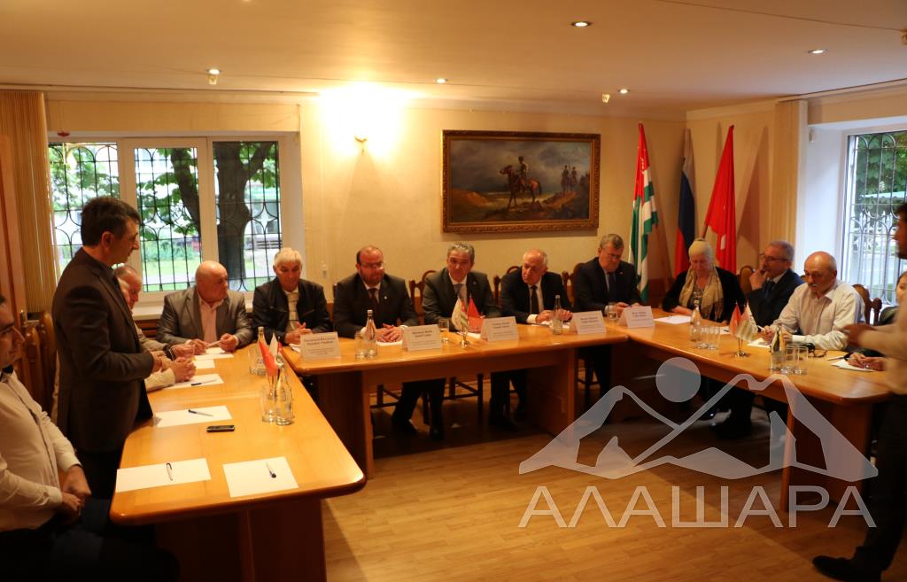 Абазинские и абхазские общественники Турции, КЧР и КБР договорились о сотрудничестве